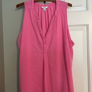 Ordered from Belk along others same size + this one fuller in chest. Not worn.